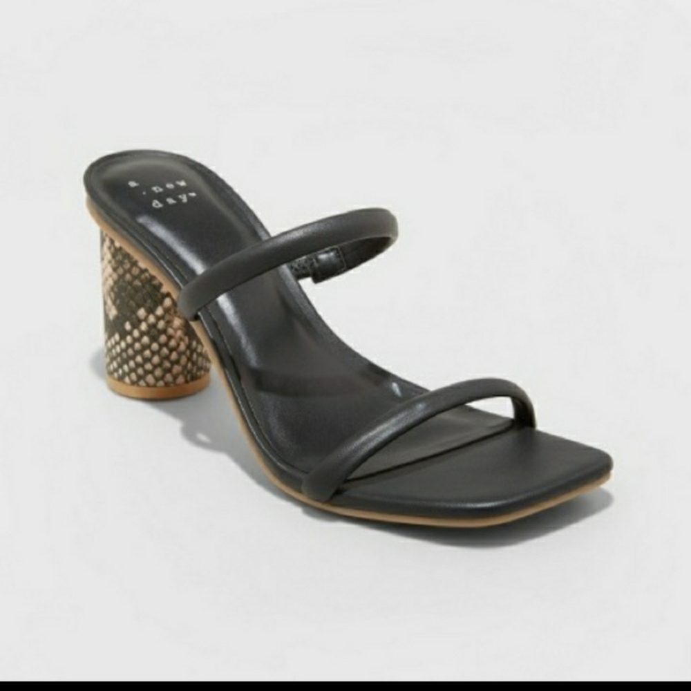 Sandals by a new day size 10 snake print heel
